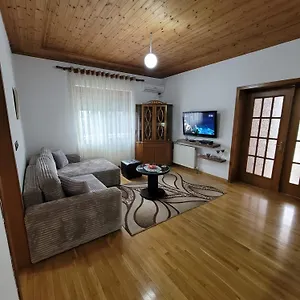 Jona Apartamento